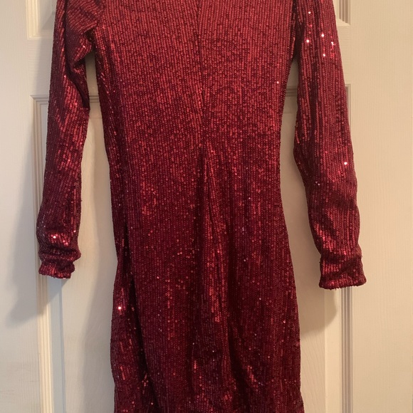 Red sequin long sleeved dress size small - Picture 1 of 5